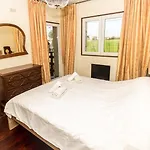 Guest H4u Garden & Pool Σπίτι διακοπών *