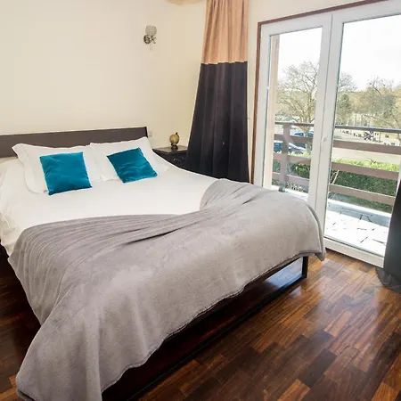 Guest H4u - Garden&pool * Póvoa de Varzim