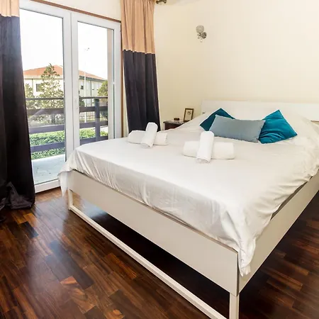 Guest H4u - Garden&pool Casa vacanze *