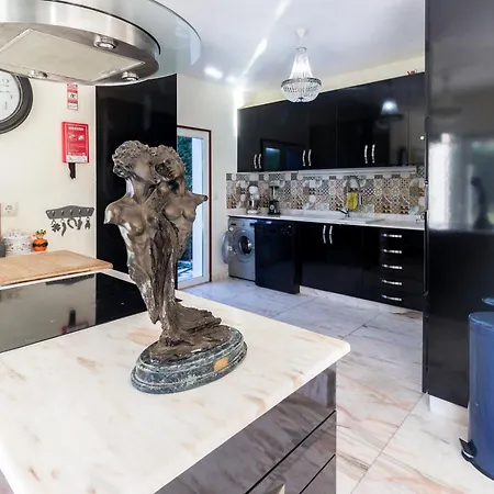 Guest H4u - Garden&pool *