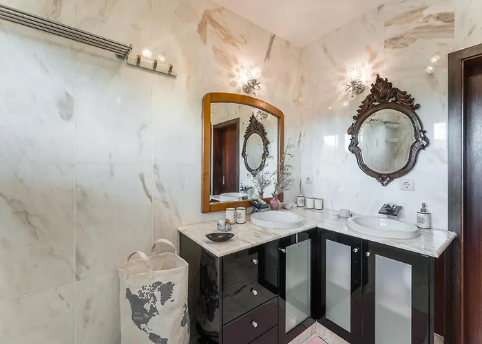 Holiday home Guest H4u - Garden & Pool *