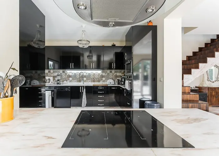 Guest H4u - Garden & Pool Povoa de Varzim