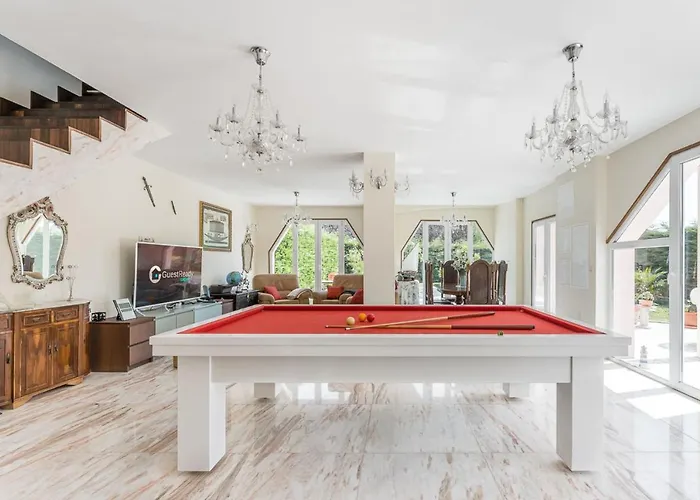 Holiday home Guest H4u - Garden & Pool *