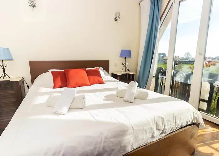 Guest H4u - Garden & Pool Povoa de Varzim