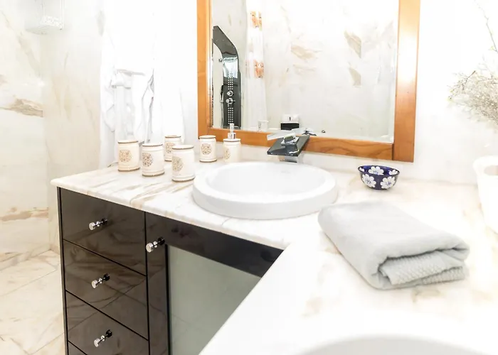 Guest H4u - Garden & Pool Povoa de Varzim