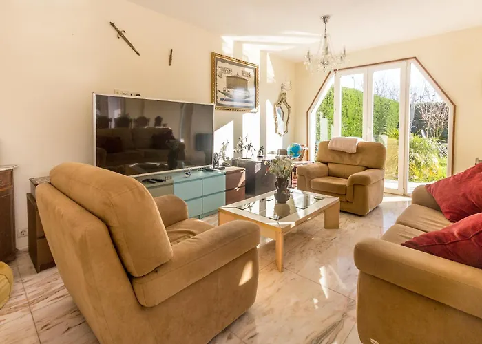 Holiday home Guest H4u - Garden & Pool