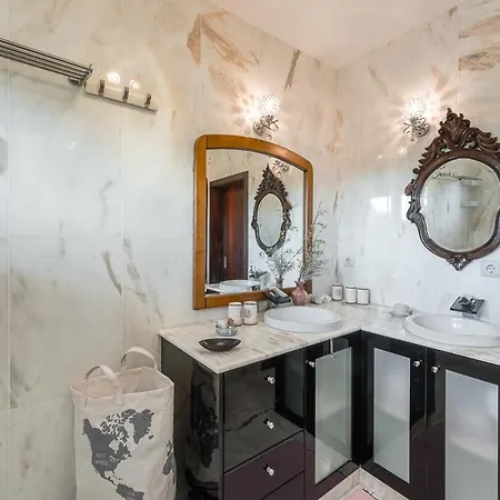 בית נופש Guest H4u - Garden & Pool *