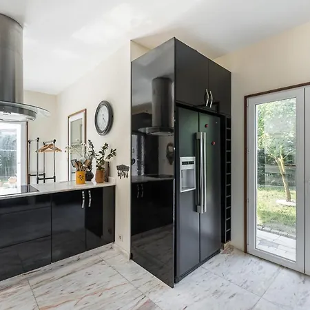 Guest H4u - Garden & Pool