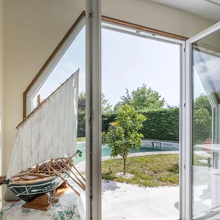 Semesterbostad Guest H4u - Garden & Pool