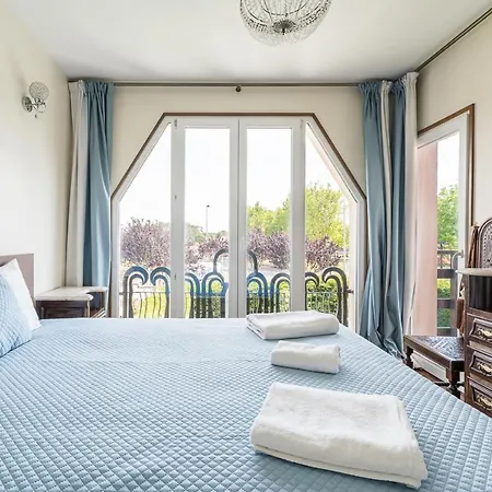 Guest H4u - Garden & Pool Semesterbostad