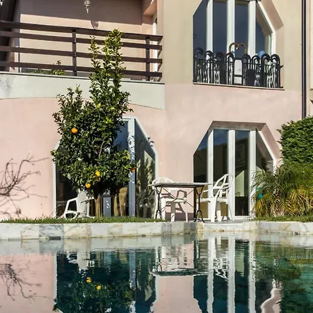Guest H4u Garden & Pool *