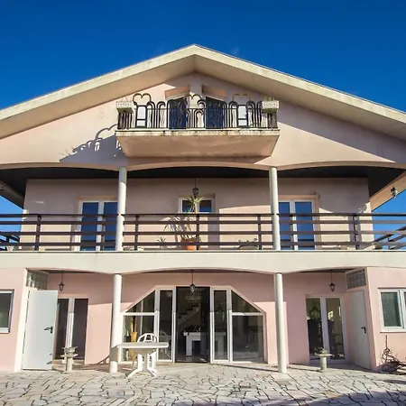 Guest H4u Garden & Pool Póvoa de Varzim