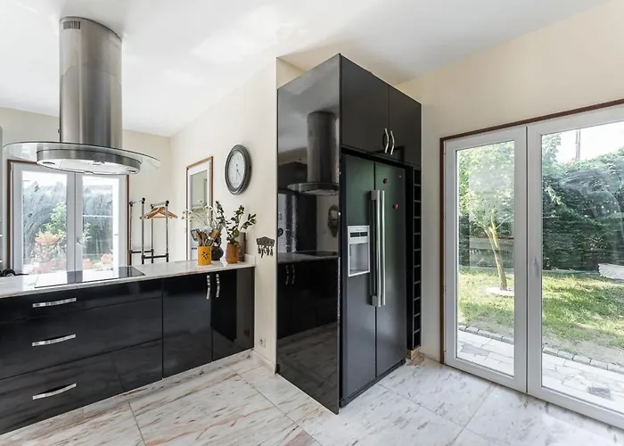 Guest H4u - Garden & Pool