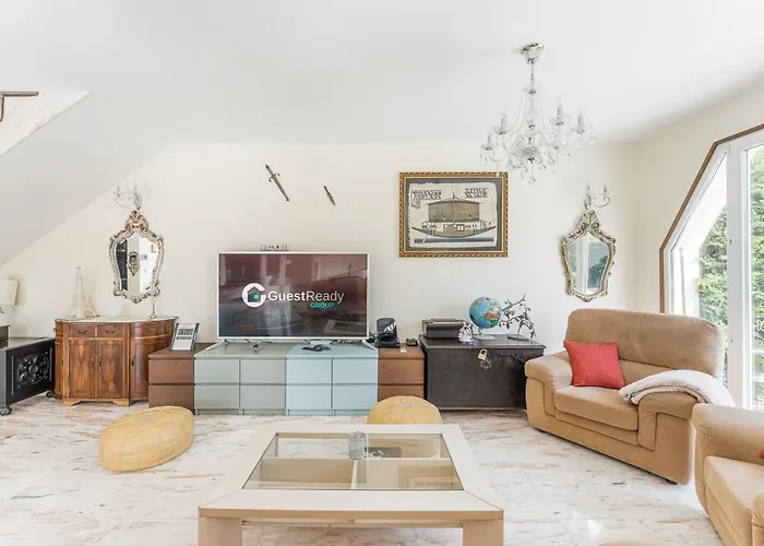 Guest H4u - Garden & Pool בית נופש *