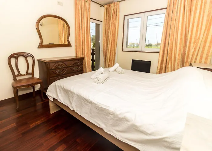 בית נופש Guest H4u - Garden & Pool